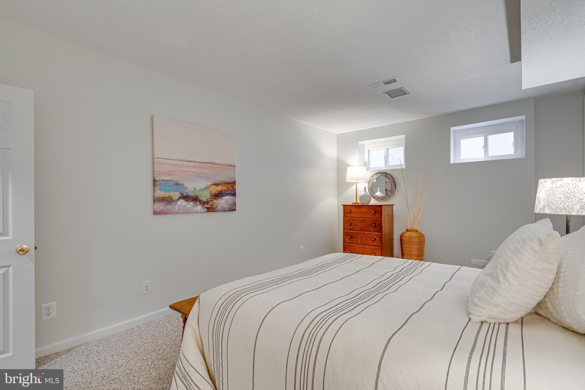 FAIRLINGTON - Residential