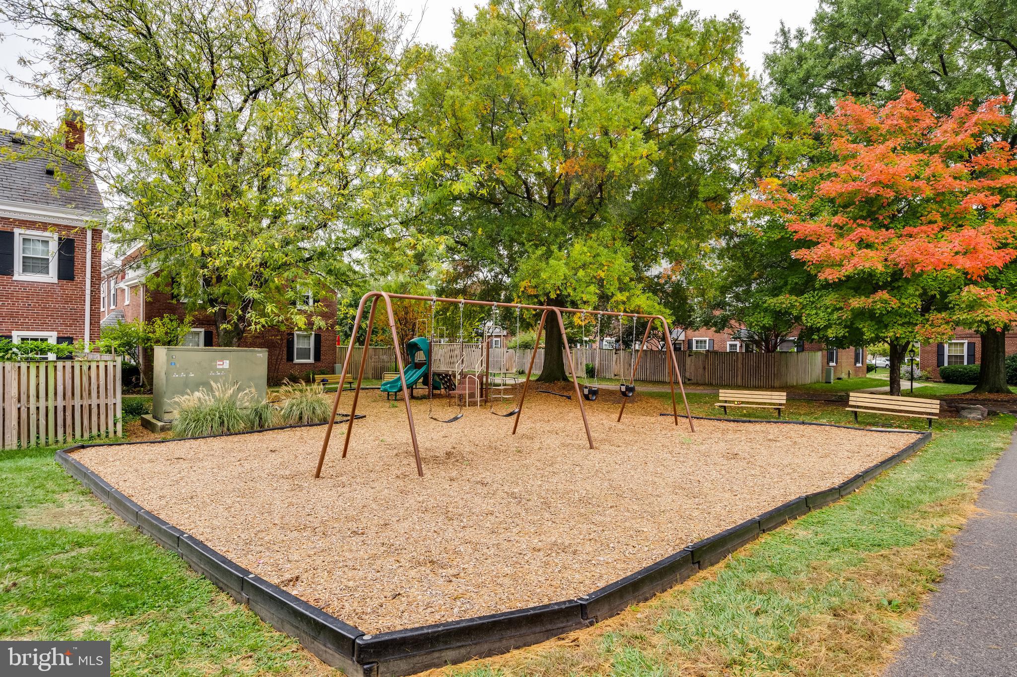 FAIRLINGTON - Residential