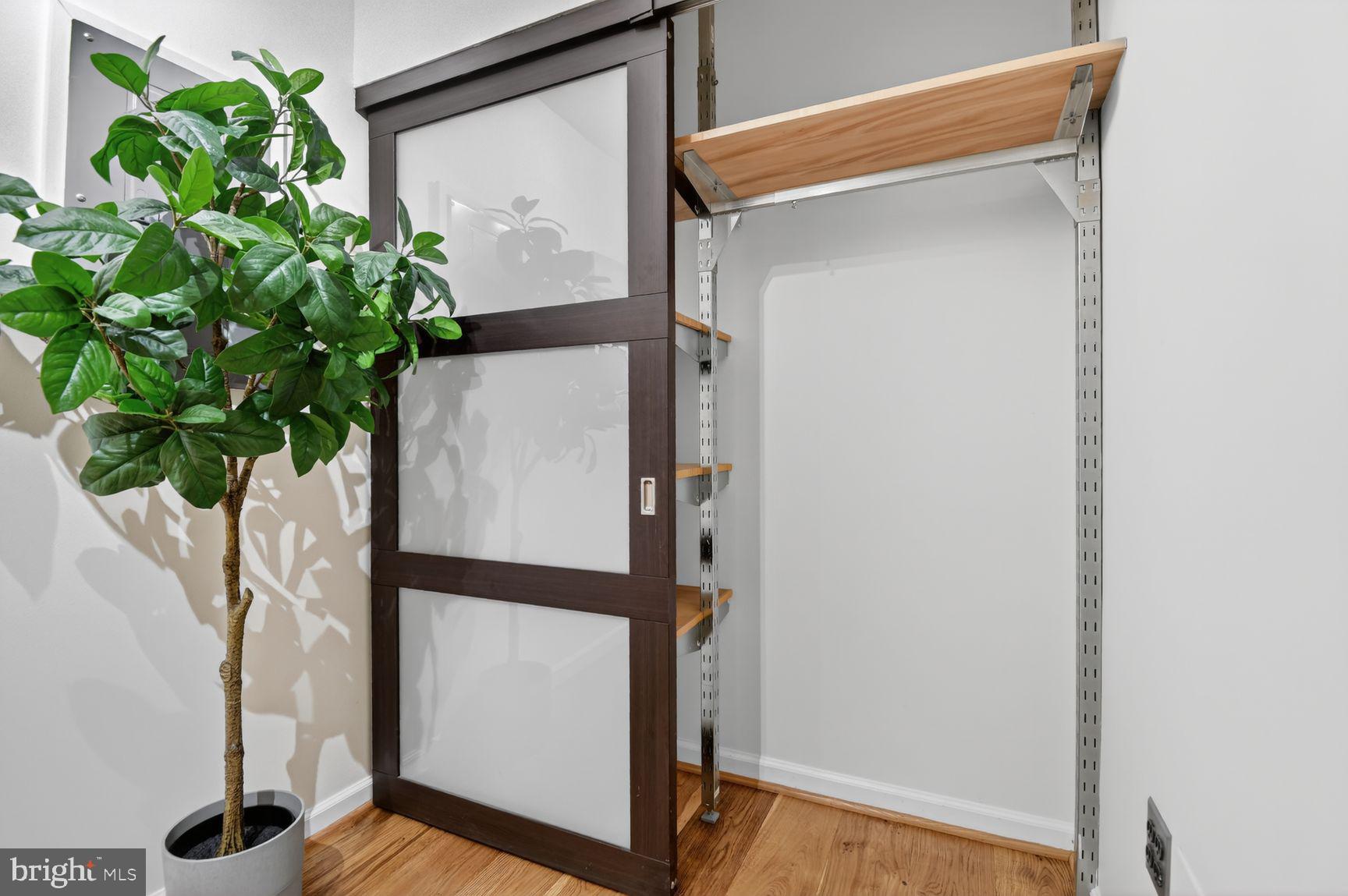 DUPONT CIRCLE - Commercial Sale