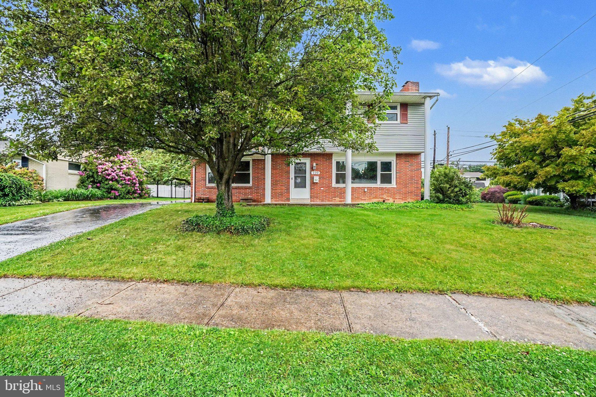 100 LANCASTER BOULEVARD