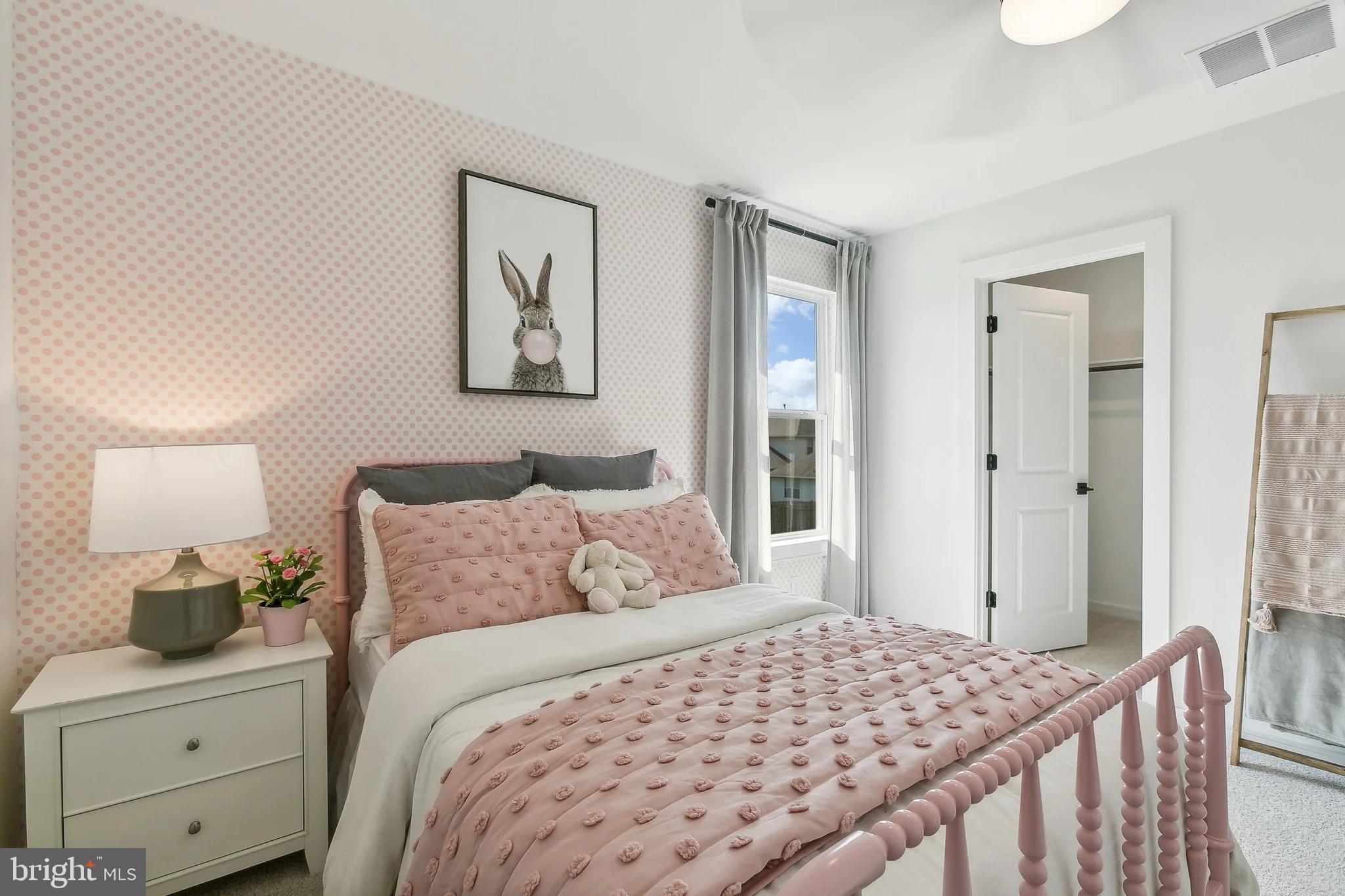 HUNTWELL WEST - Residential