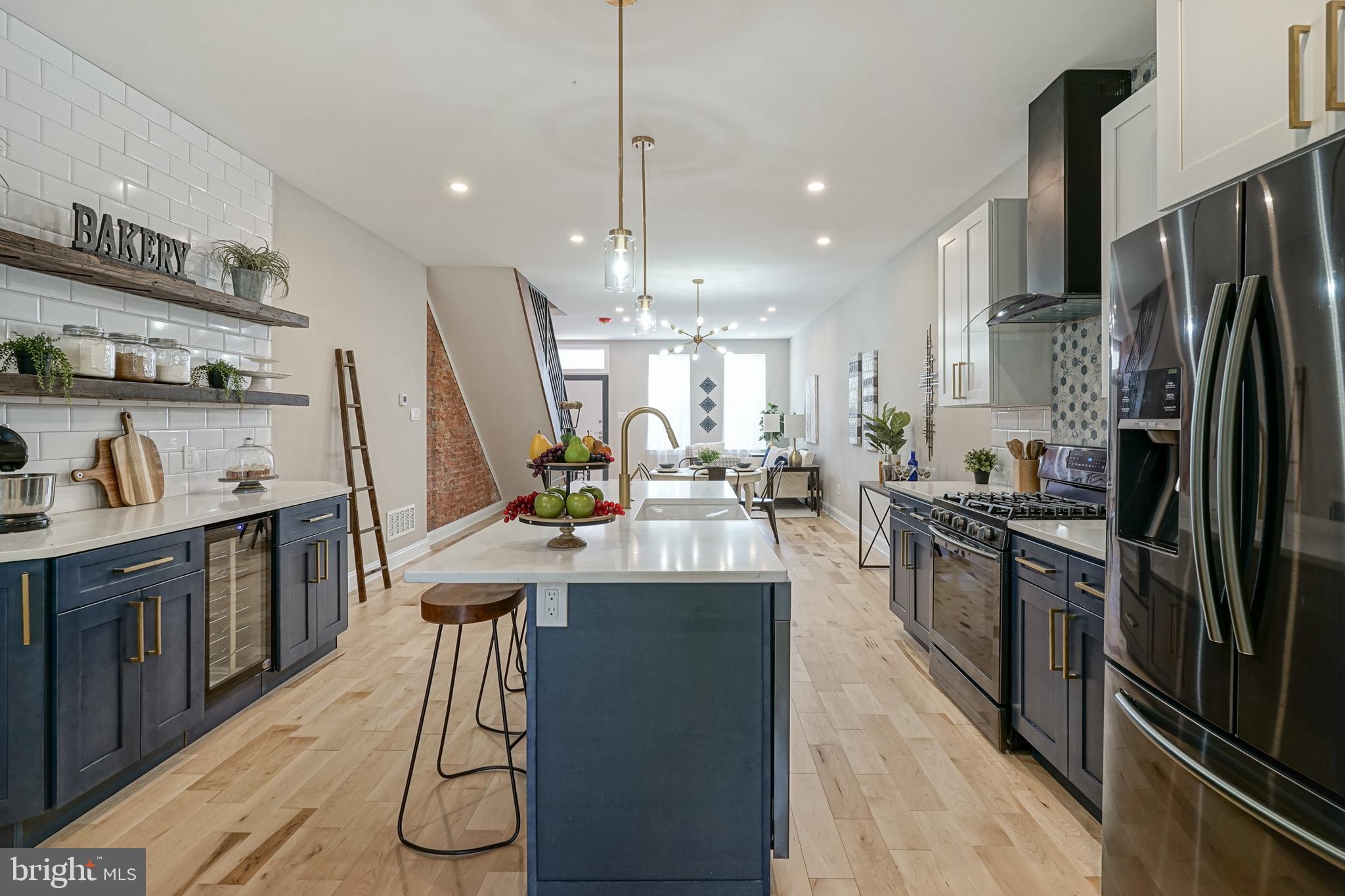 POINT BREEZE - Residential