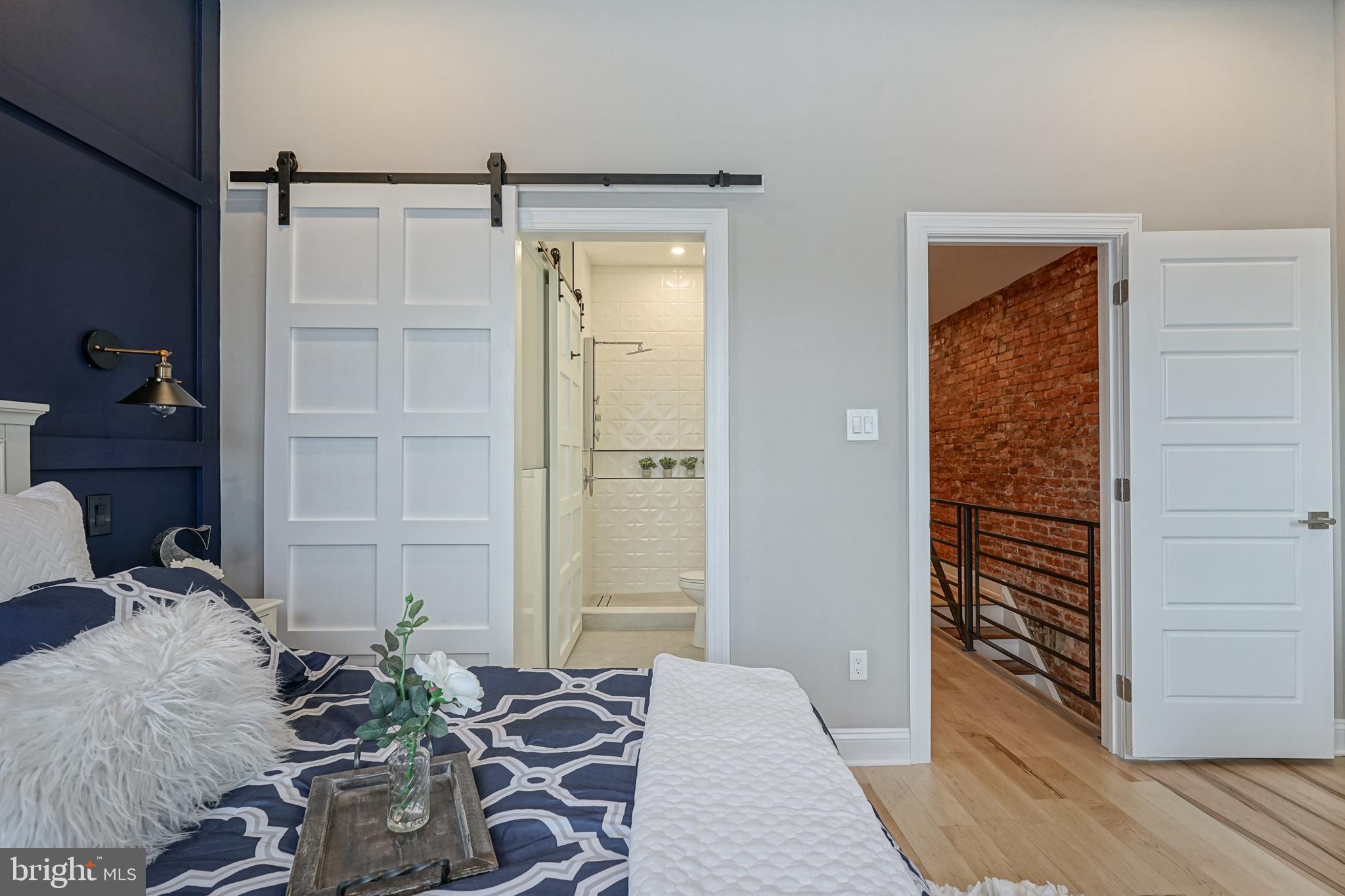 POINT BREEZE - Residential