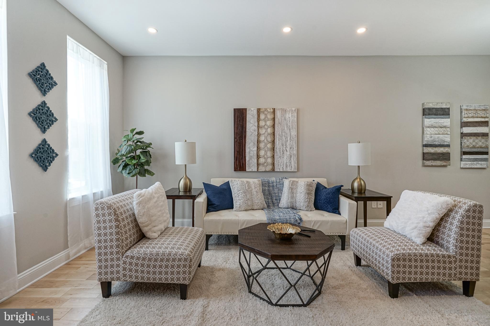 POINT BREEZE - Residential