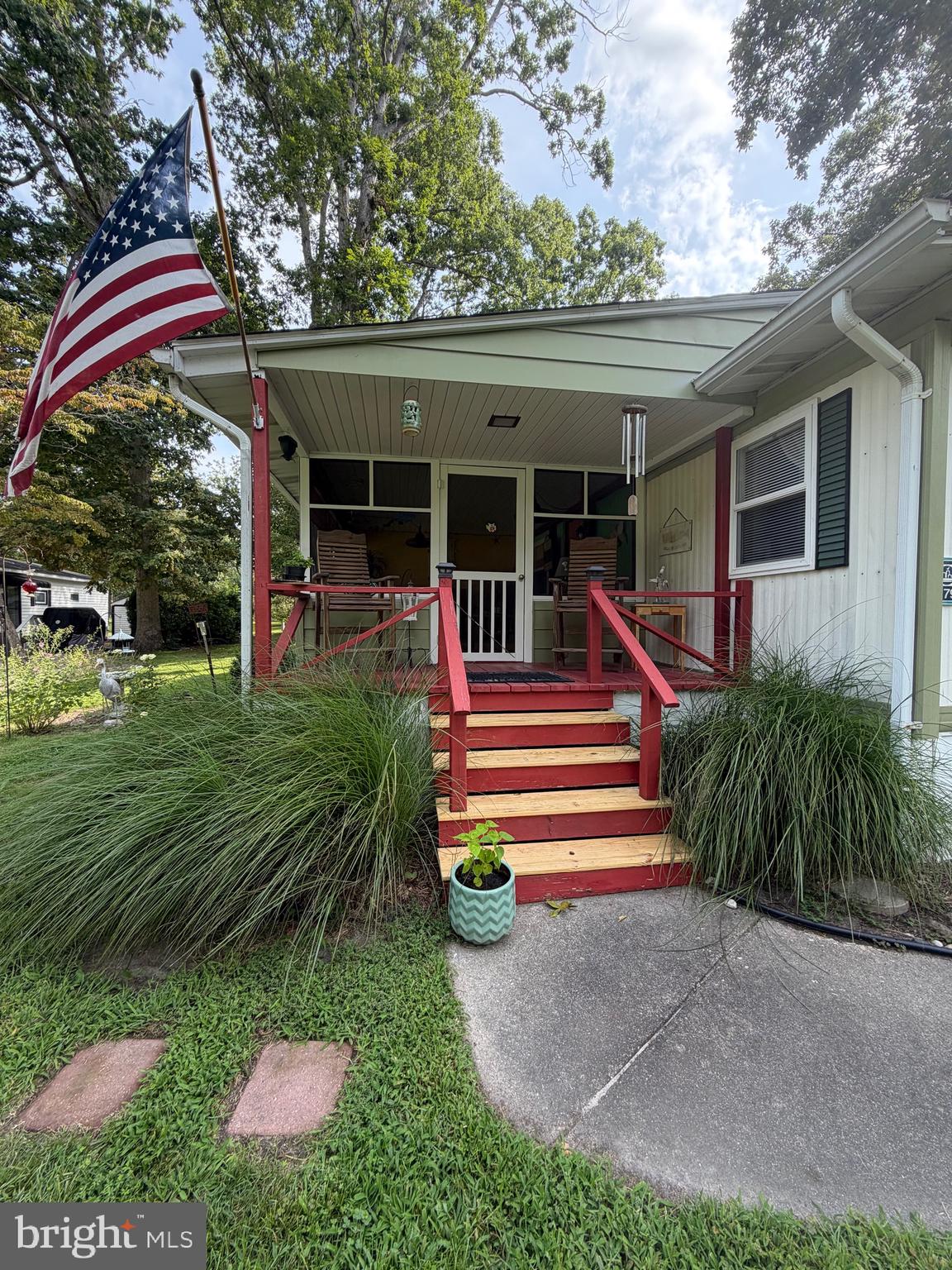 34233 SANDY LANE