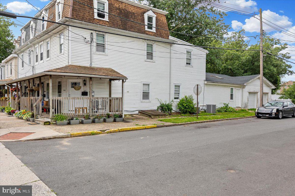 301 BROAD STREET
