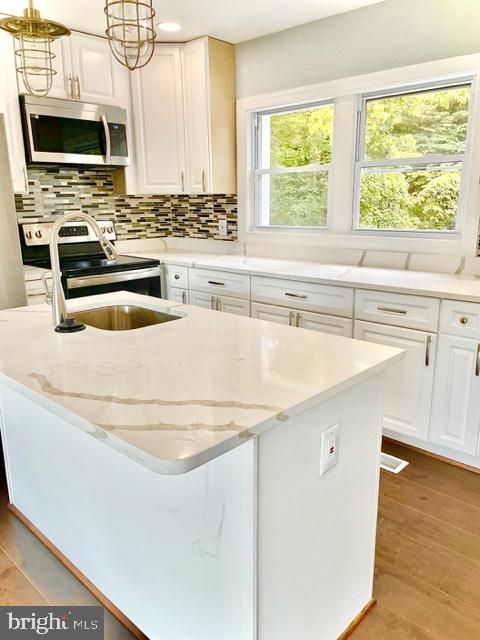 TEMPLE HILLS PARK - Residential