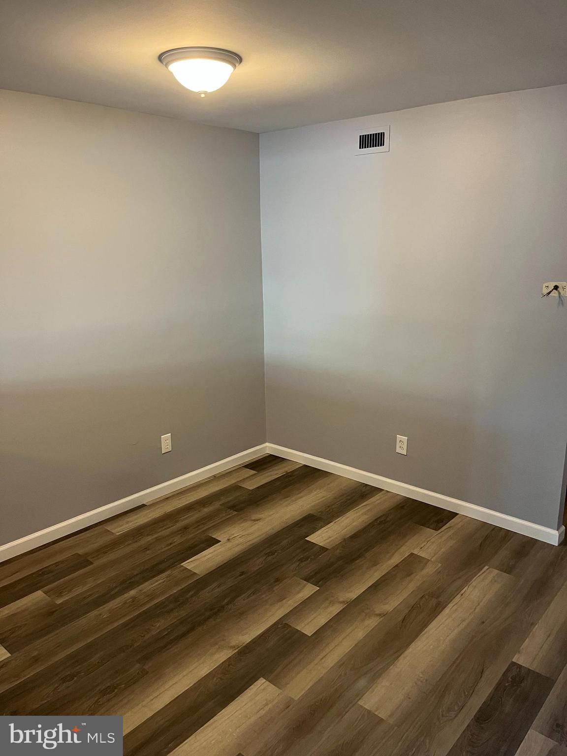 2202 PILEGGI DRIVE B