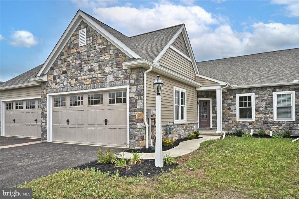 Photo of 375 MEADOW ROSE DR #154, LITITZ, PA 17543 (MLS # PALA2024056)