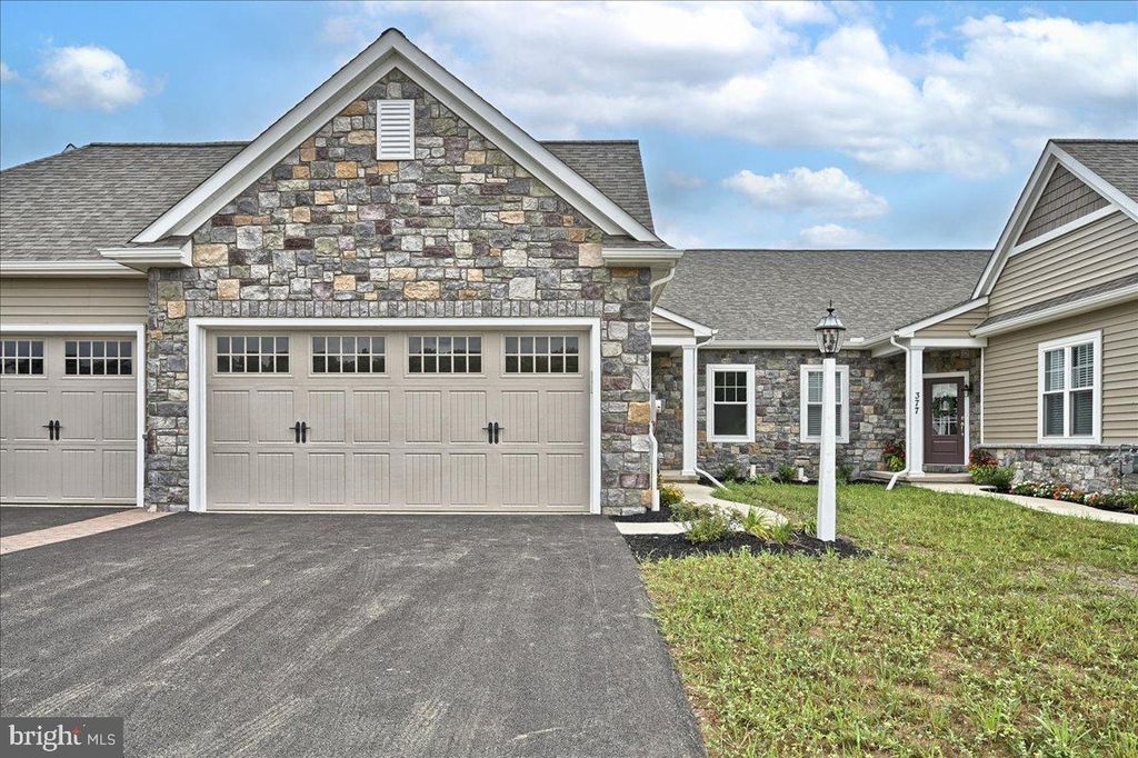 Photo of 375 MEADOW ROSE DR #154, LITITZ, PA 17543 (MLS # PALA2024056)