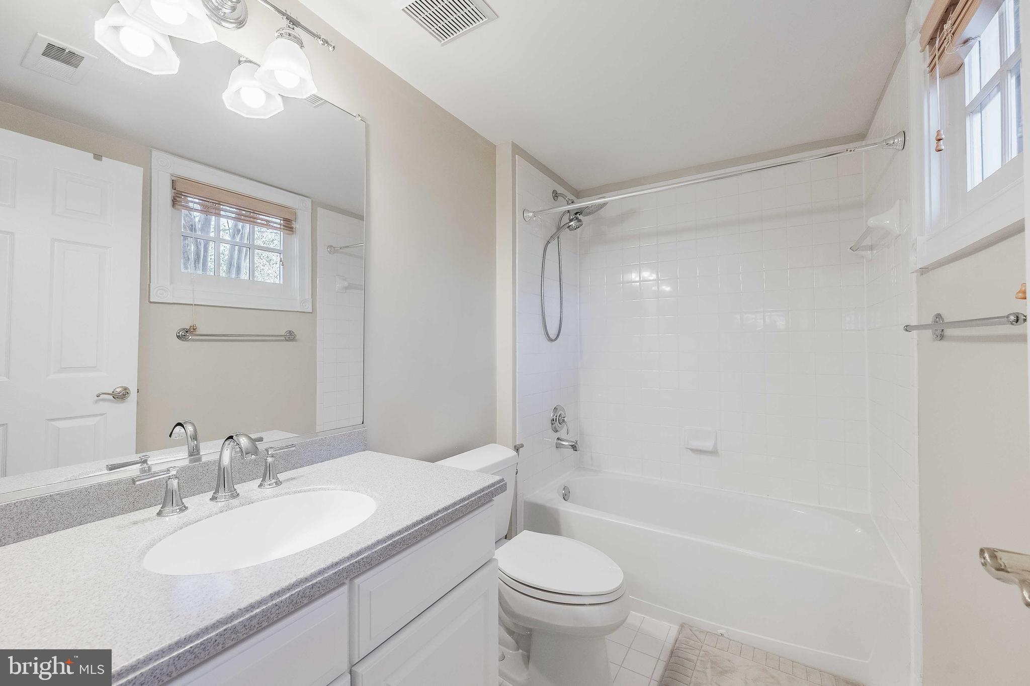 CEDAR LANE - Residential Lease