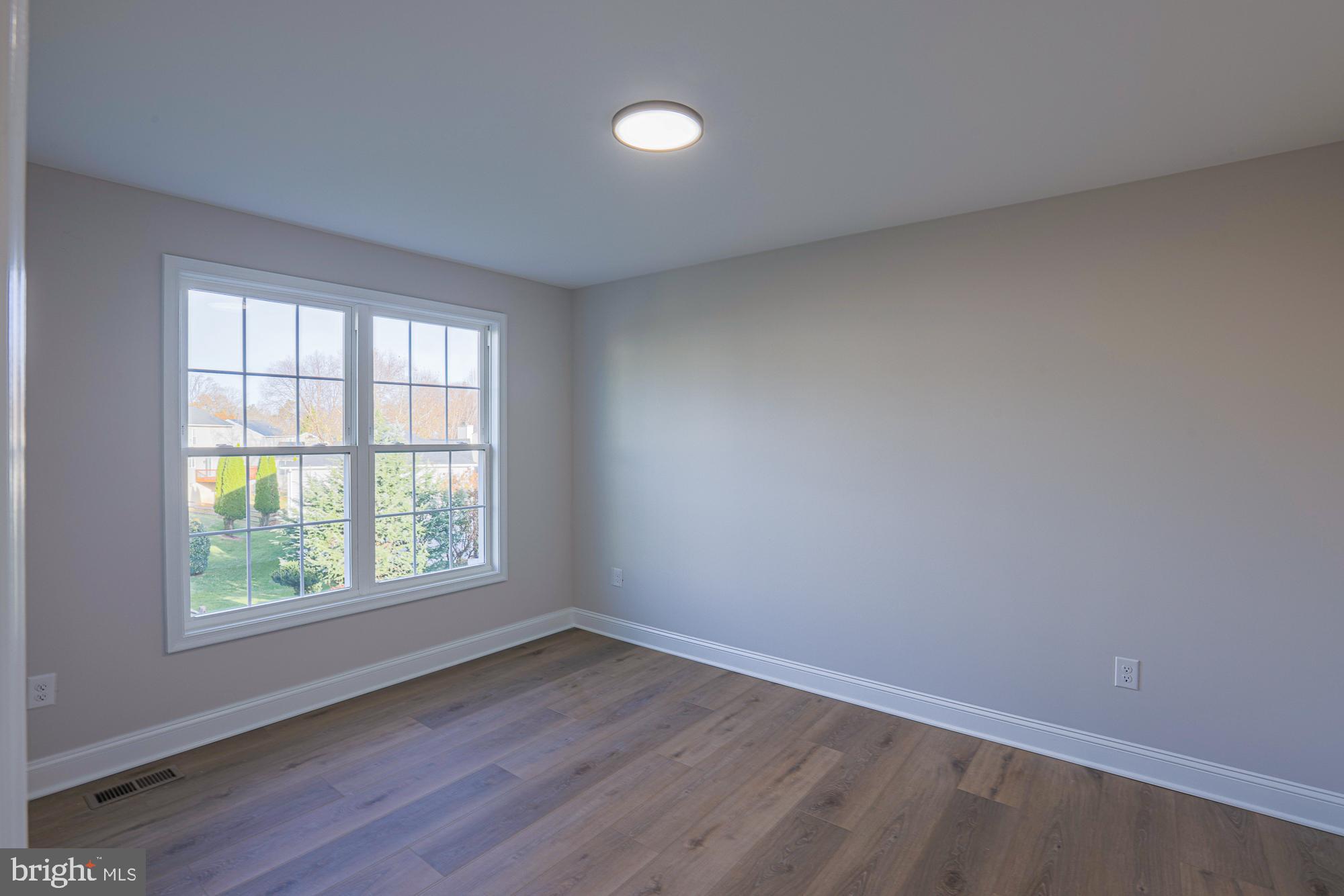 ROLLING RIDGE - Residential