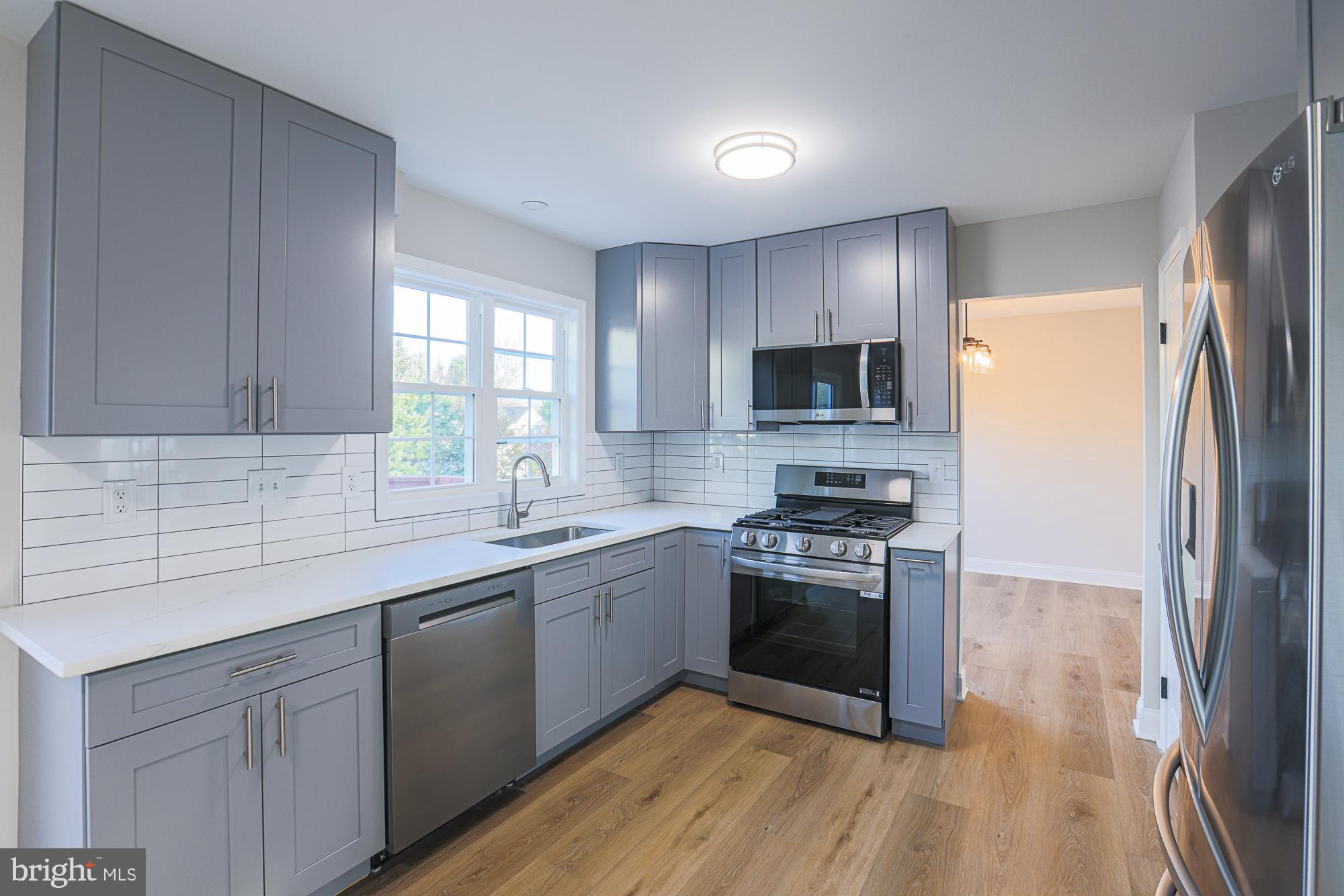 ROLLING RIDGE - Residential