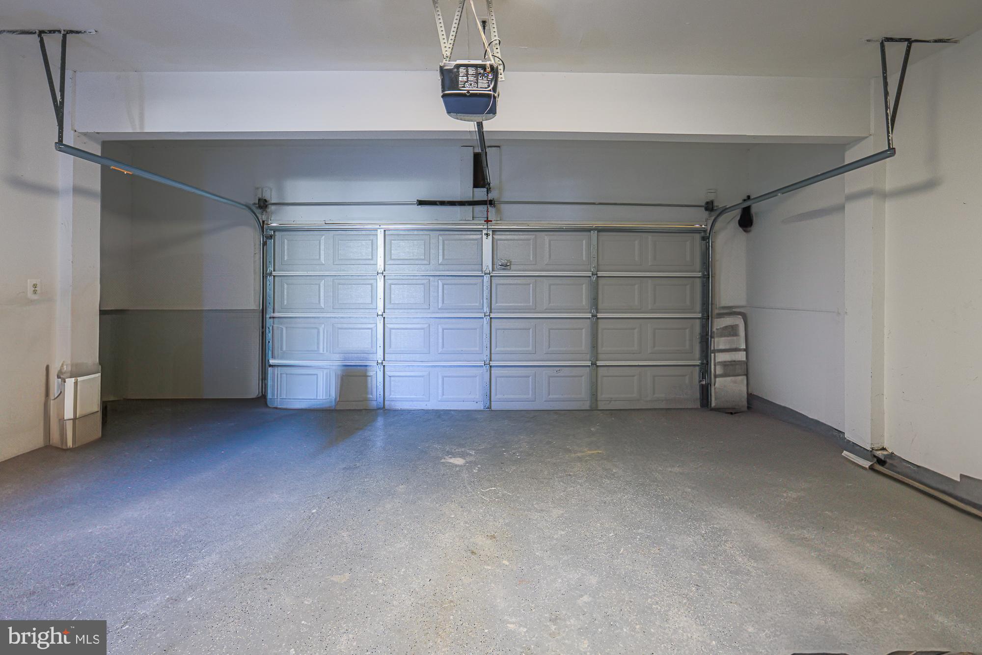 ROLLING RIDGE - Residential