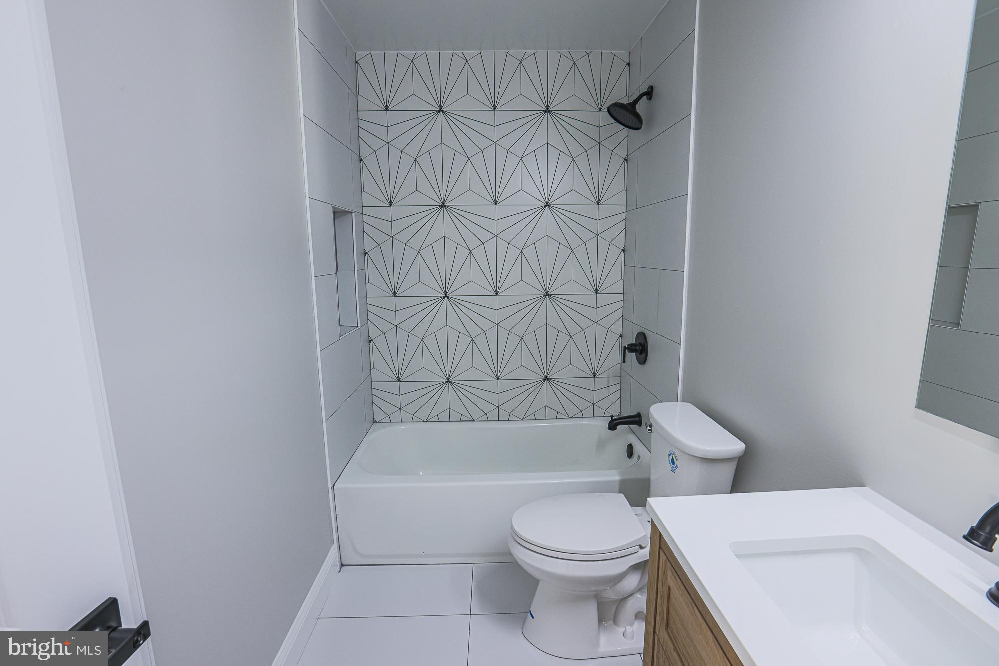 ROLLING RIDGE - Residential