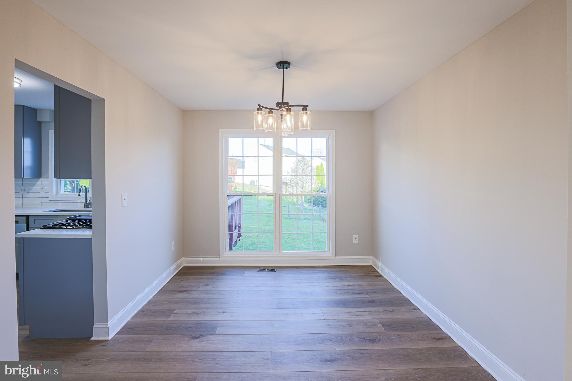 ROLLING RIDGE - Residential