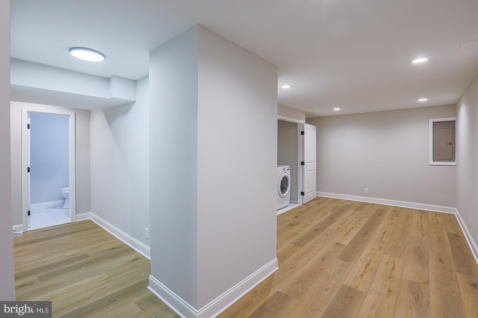 ROLLING RIDGE - Residential