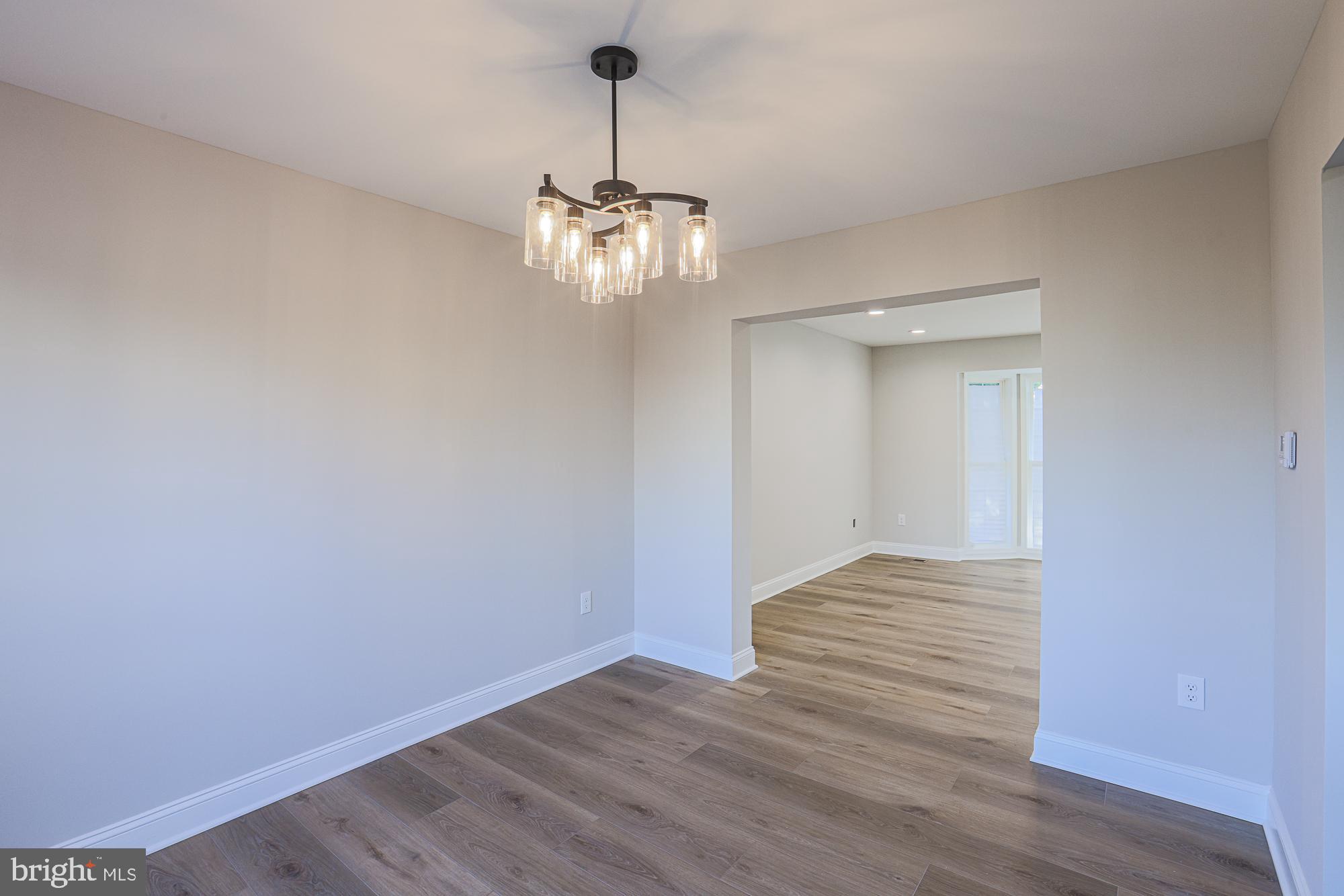 ROLLING RIDGE - Residential