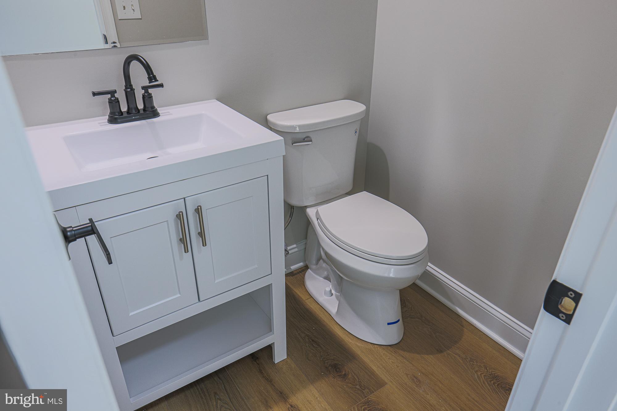 ROLLING RIDGE - Residential