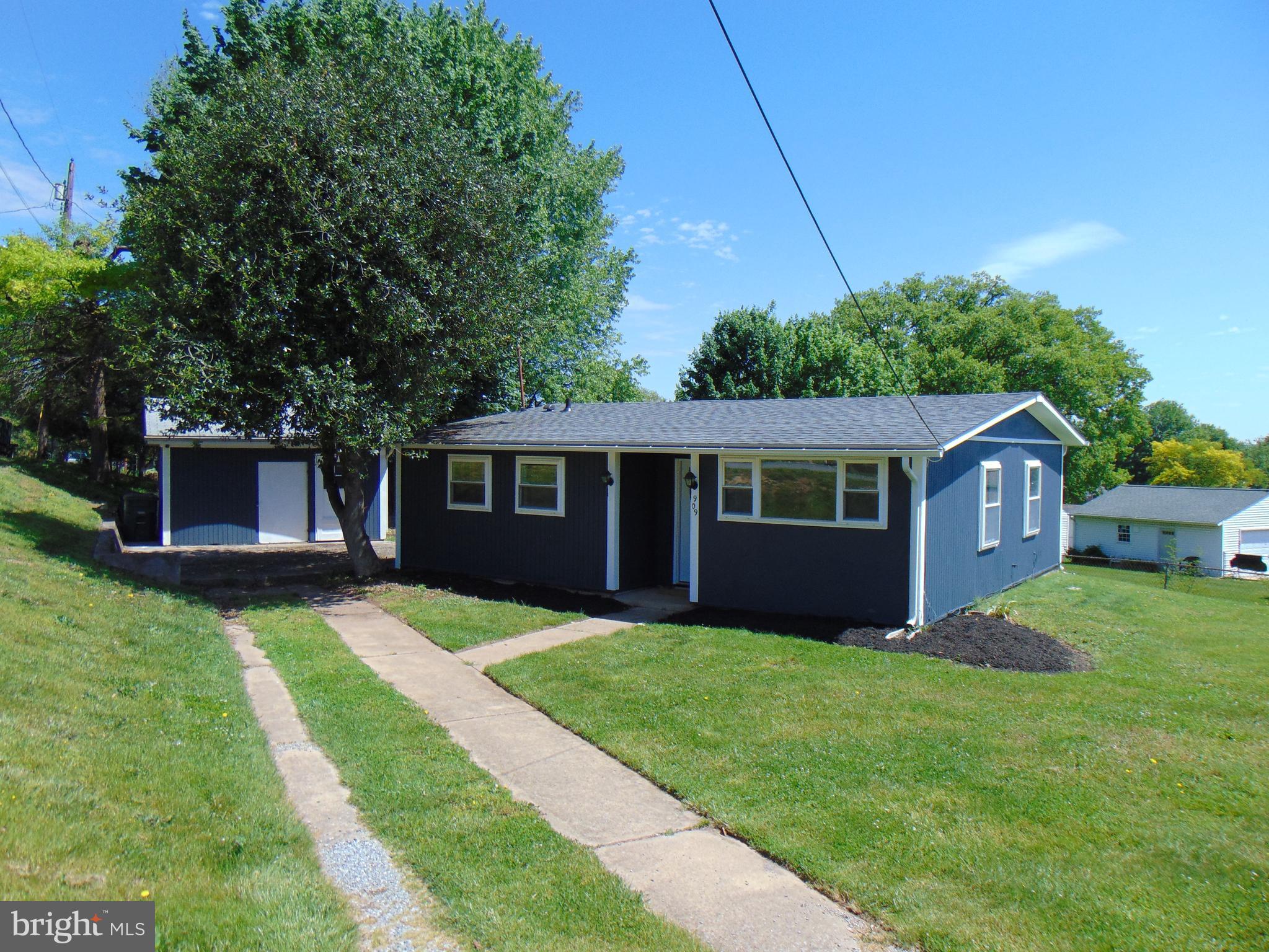 LINDEN HILLS - Residential