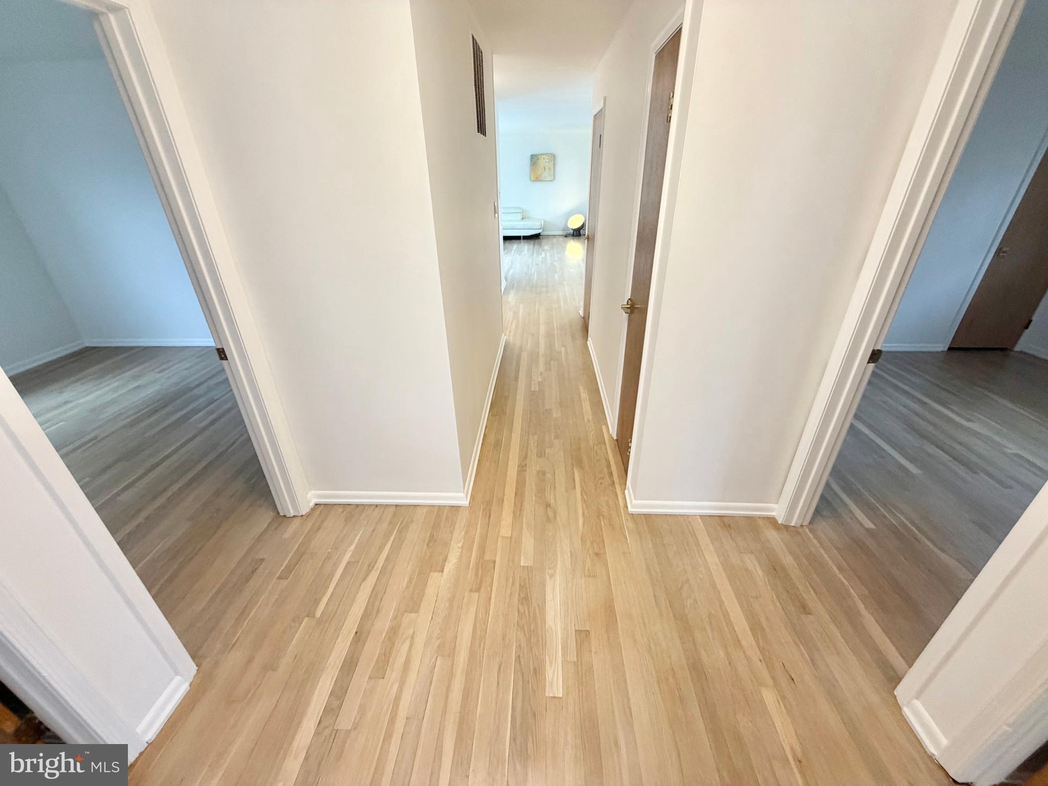 CALVERTON - Residential