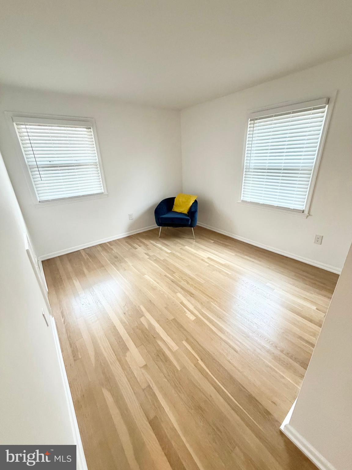 CALVERTON - Residential