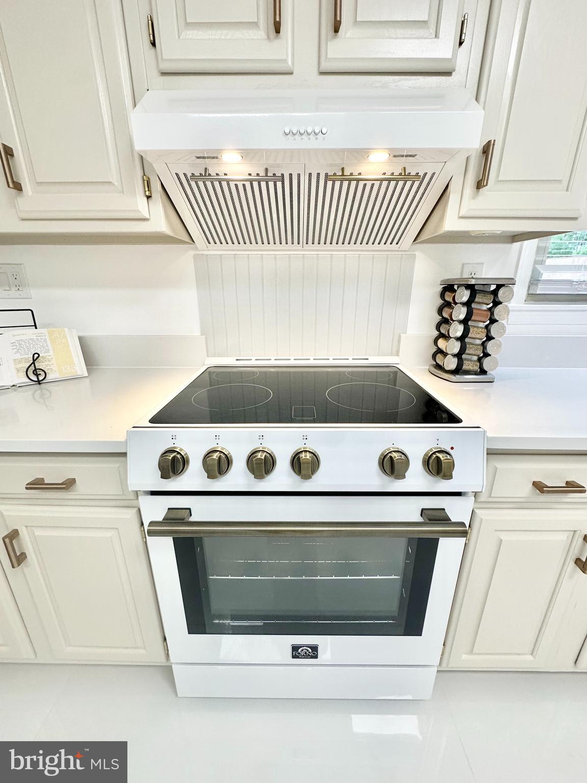 CALVERTON - Residential