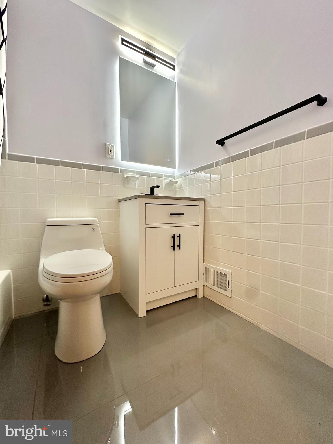 CALVERTON - Residential