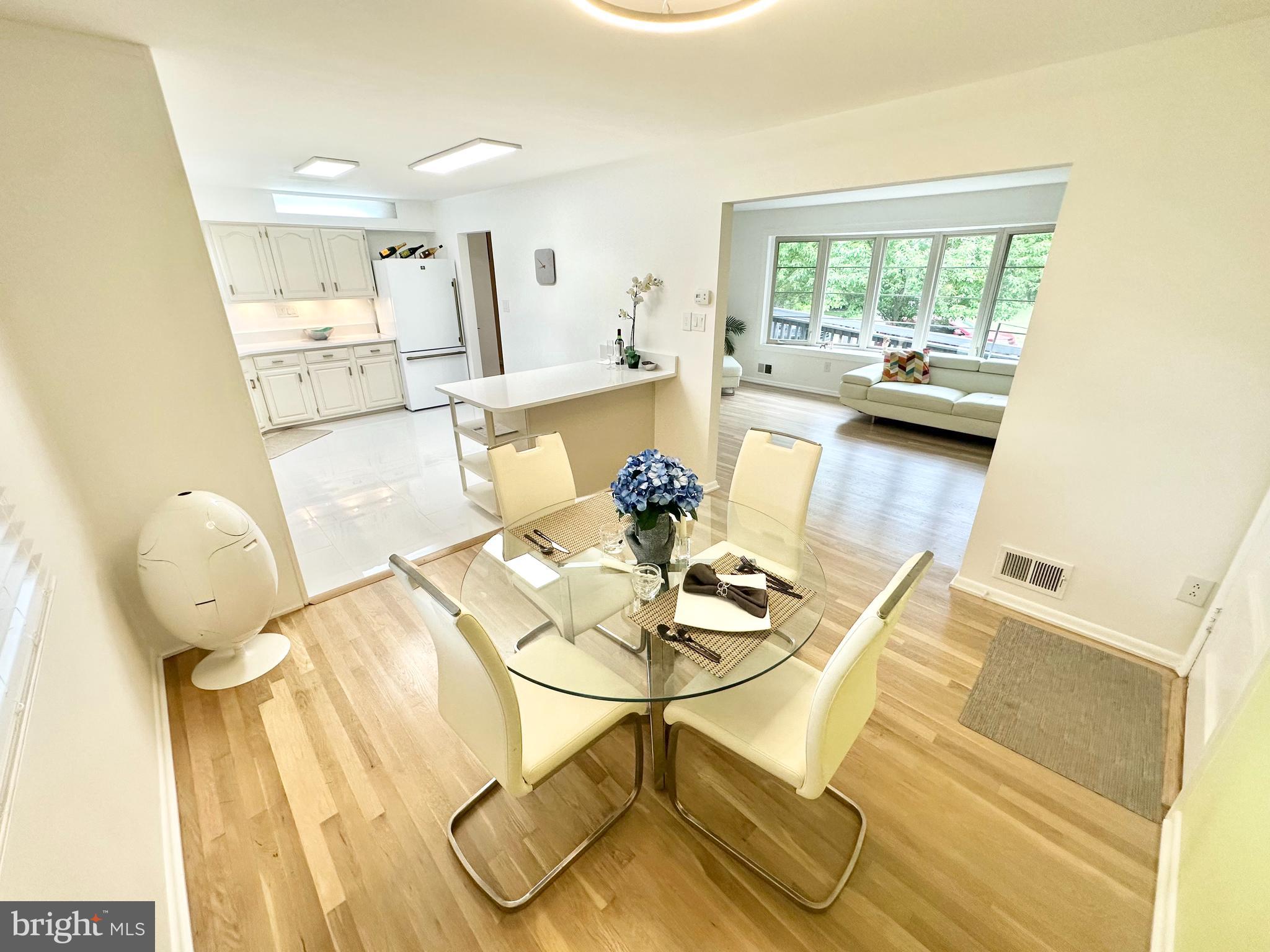 CALVERTON - Residential