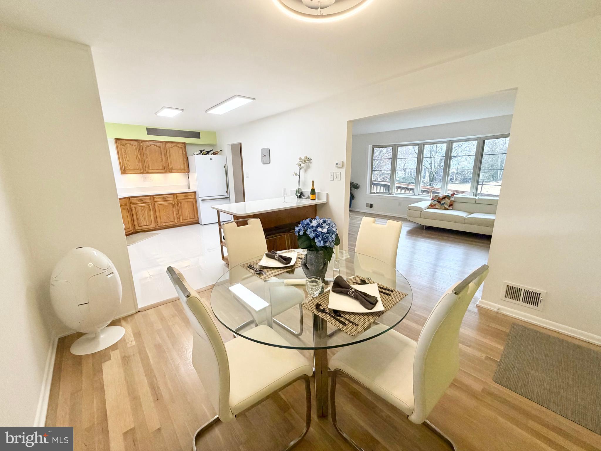 CALVERTON - Residential