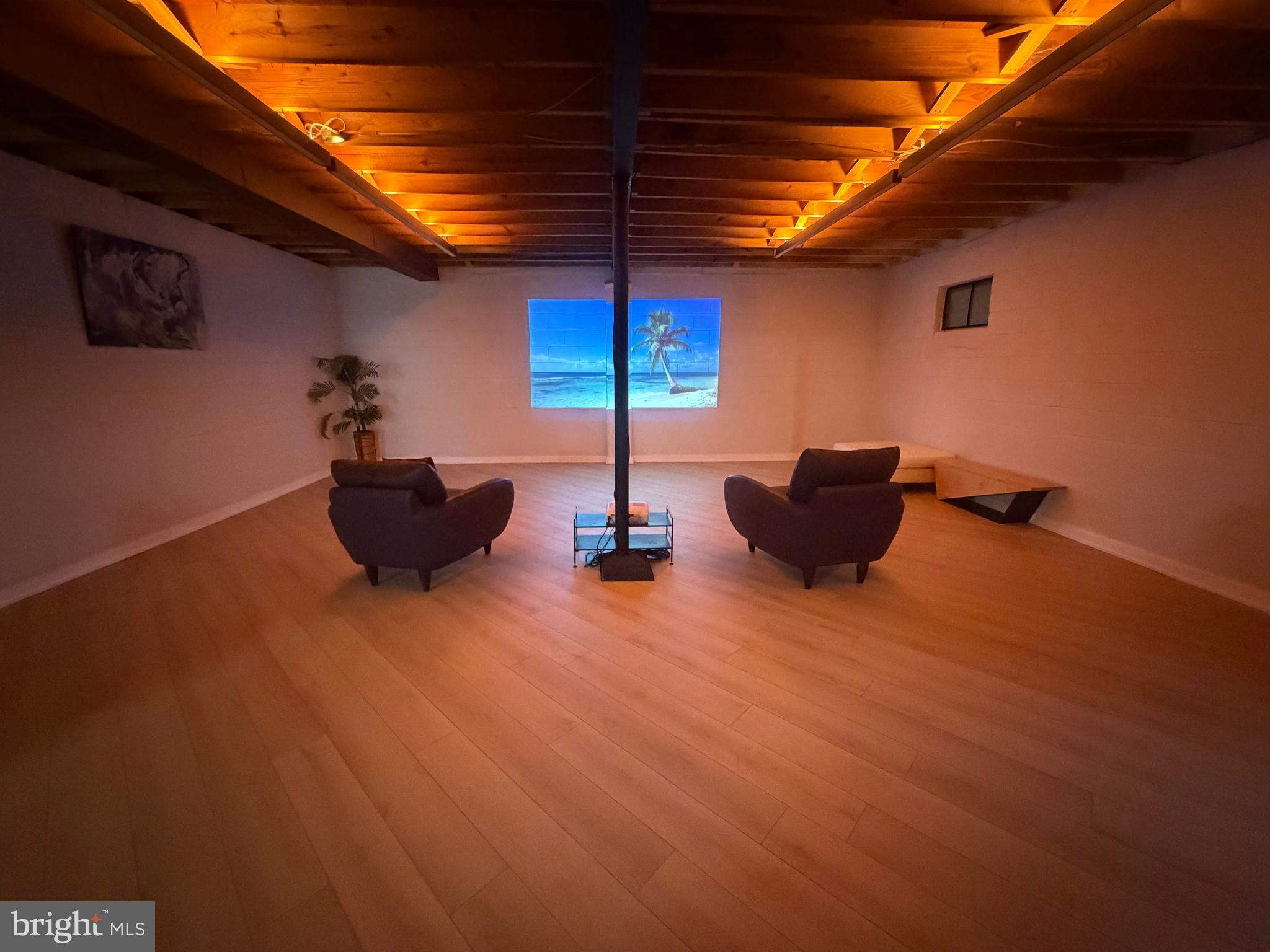 CALVERTON - Residential