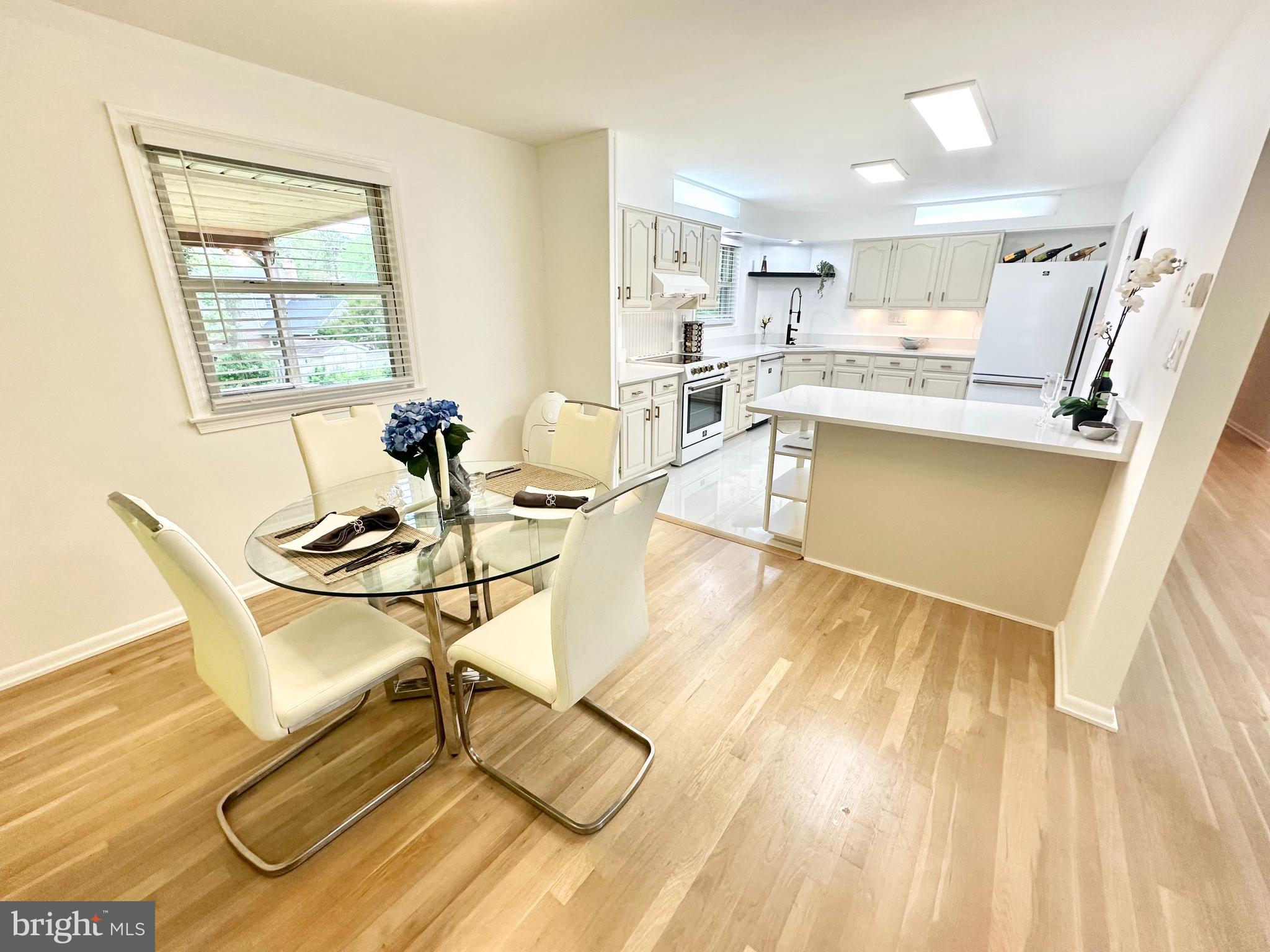 CALVERTON - Residential