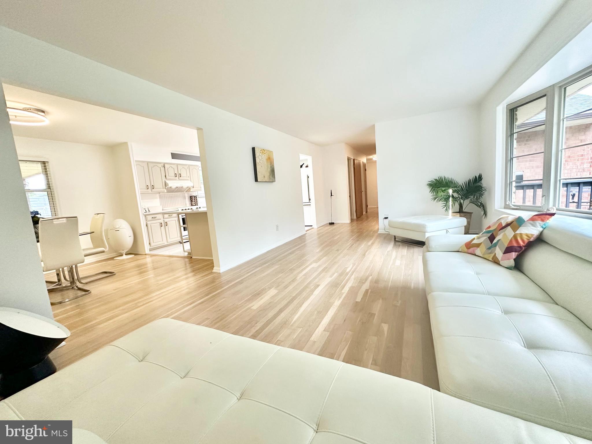 CALVERTON - Residential