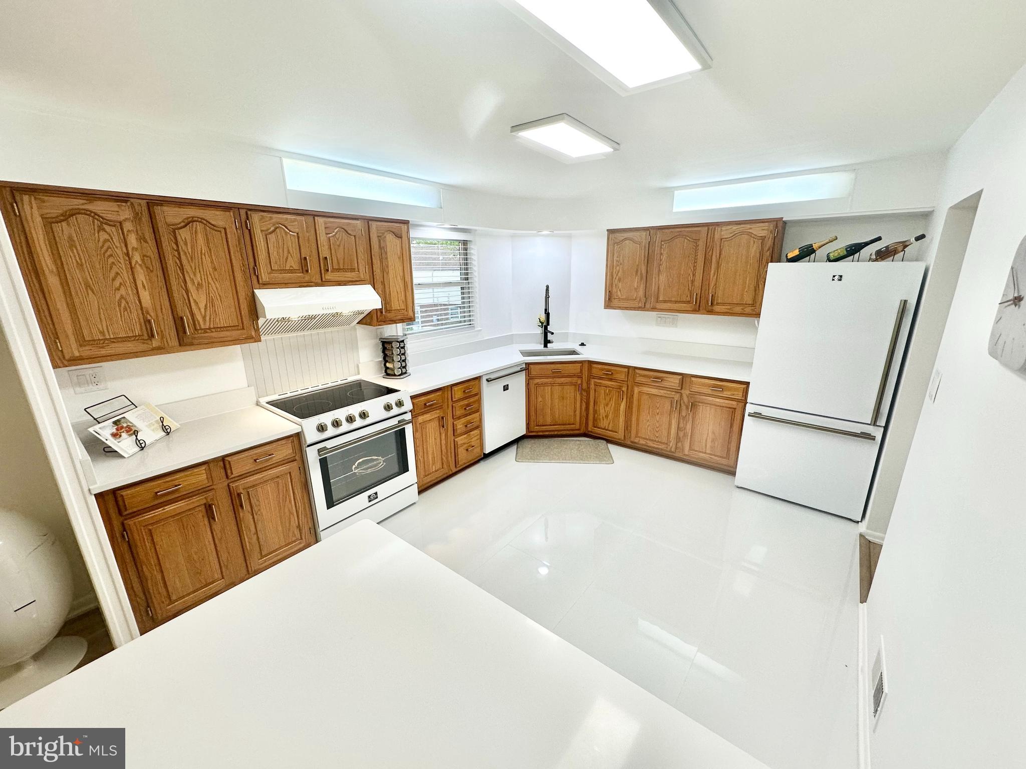 CALVERTON - Residential