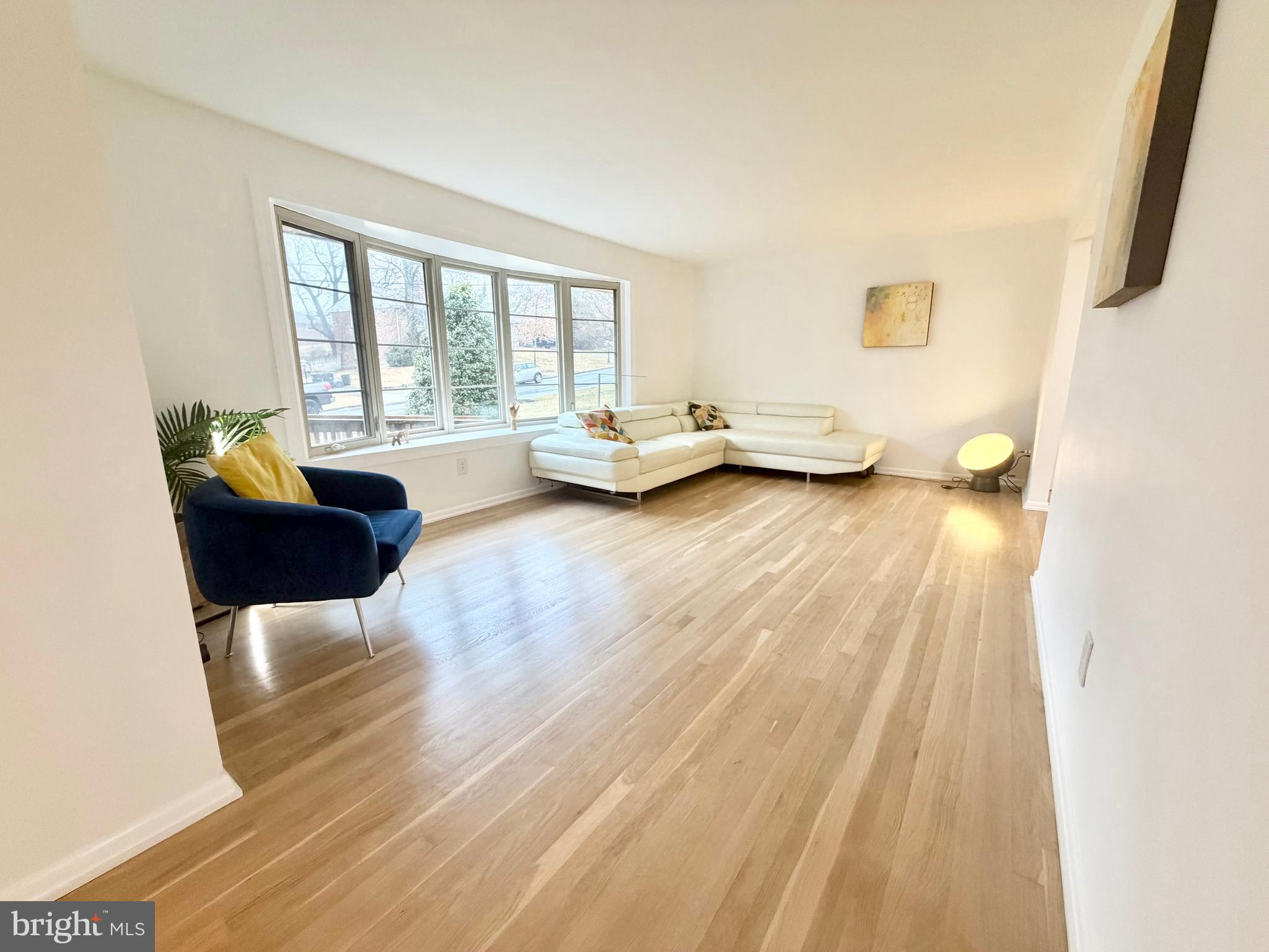 CALVERTON - Residential