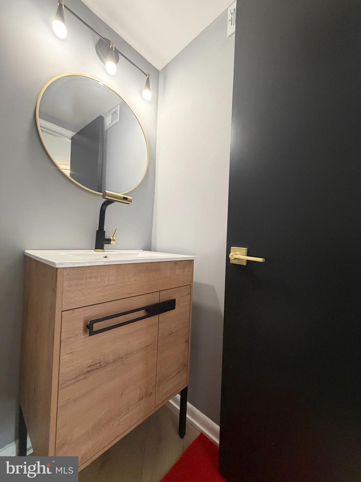 CALVERTON - Residential