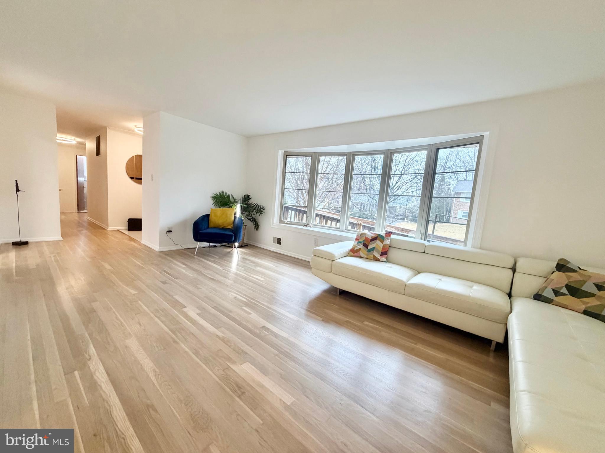 CALVERTON - Residential