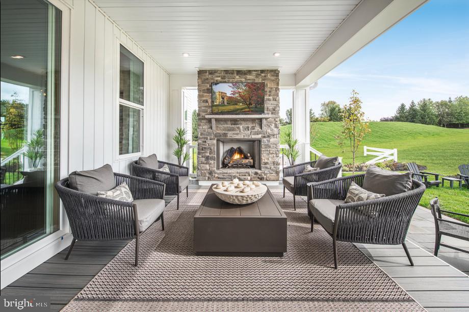 RIVERSTONE CROSSING - Residential