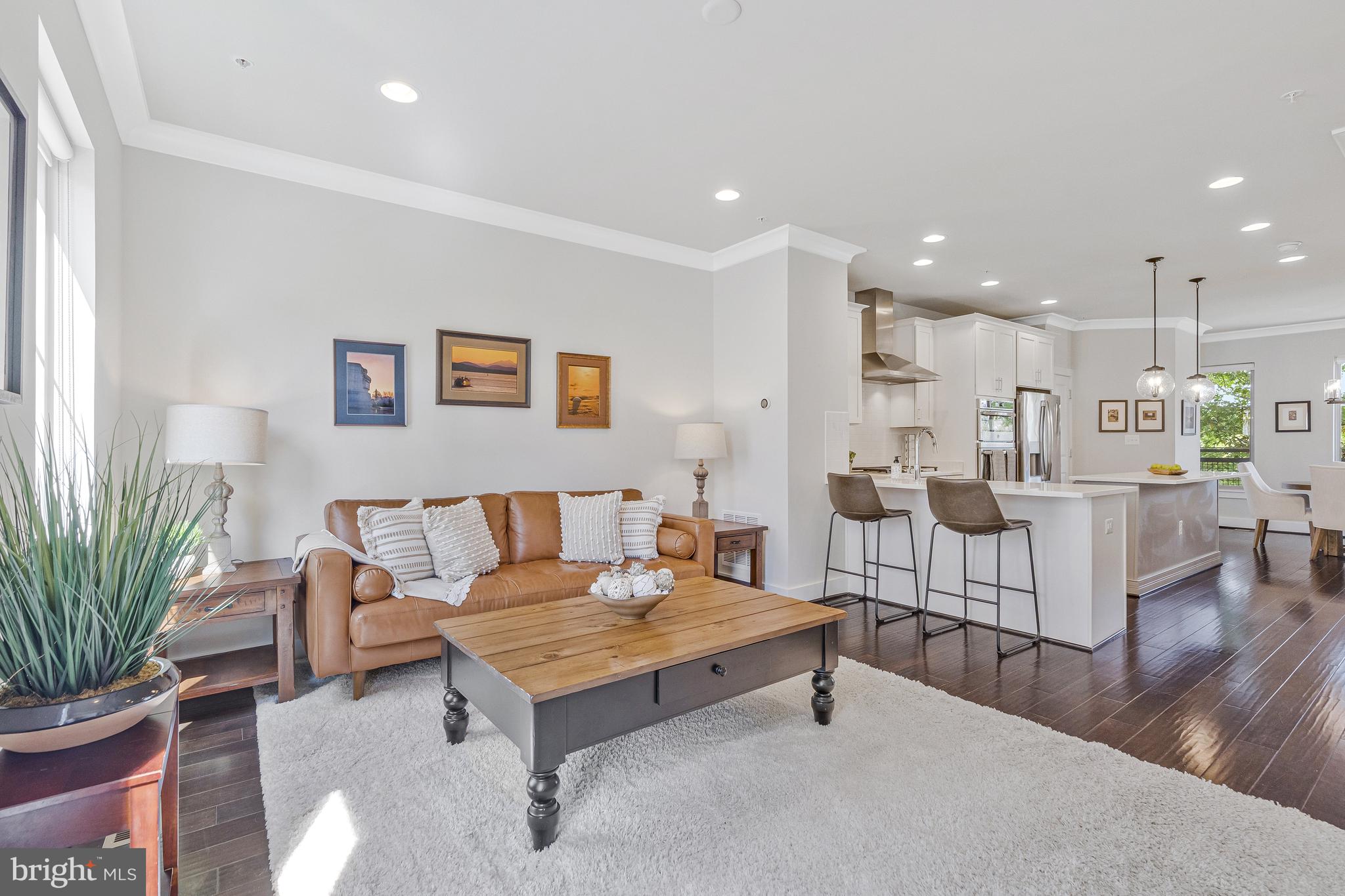 4810 GARDEN VIEW LANE