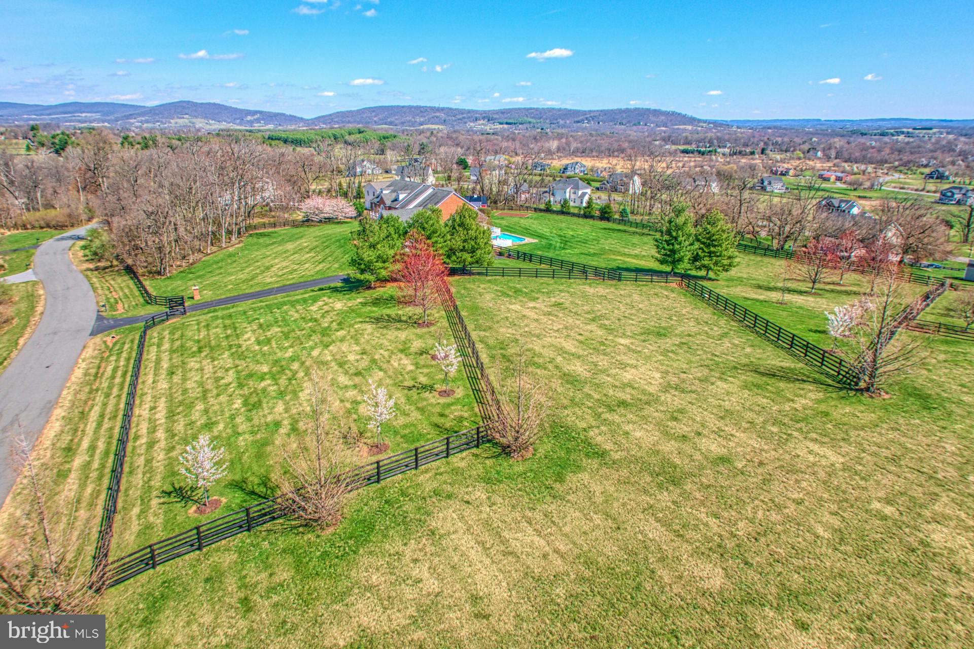 HIGHLANDS - Residential