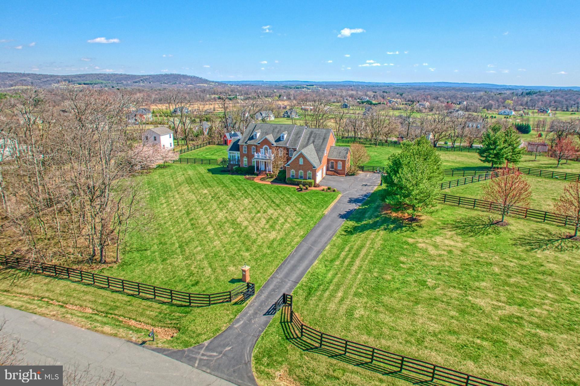 HIGHLANDS - Residential