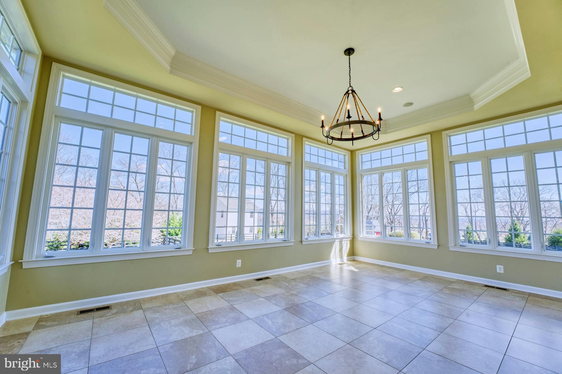 HIGHLANDS - Residential