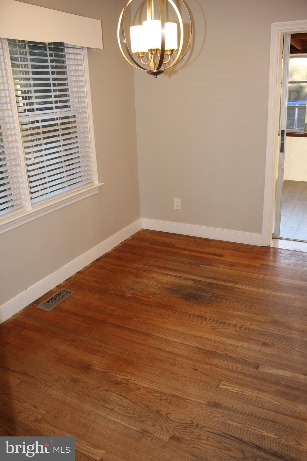 FAIRFAX WOODS - Residential Lease