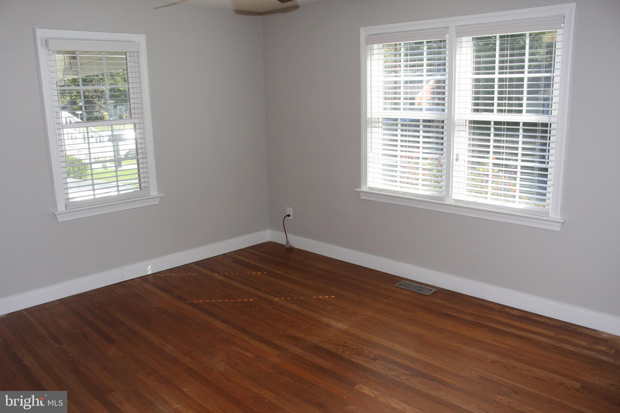 FAIRFAX WOODS - Residential Lease