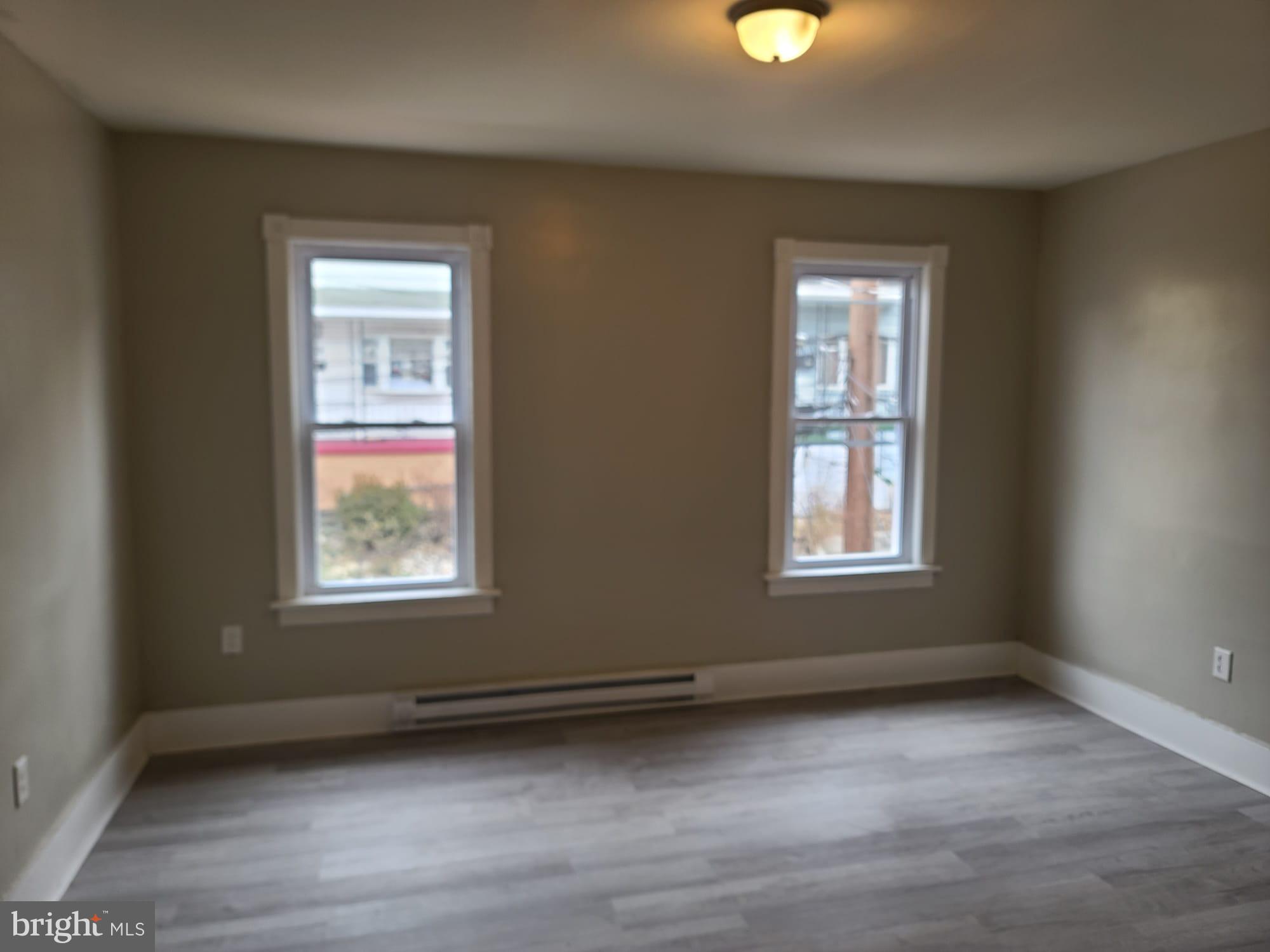 POTTSVILLE - Residential