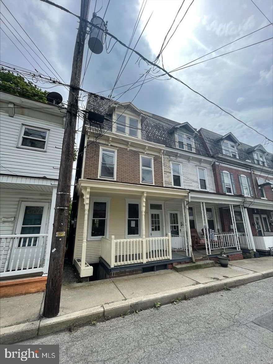 Active on the Market: 605 Harrison St, Pottsville PA 17901, this property with 5 privates' bedrooms, living room, dining room, kitchen, back porch, patio and 1 bathroom is a home with great potential! Whether you're an investor looking to expand your portfolio or a homeowner in need of the first-time home property this is an excellent way to start in a property for affordable price and with low bill tax. This property is close to major restaurant in the area. You don't want to me this opportunity, contact us to schedule your private showing asap! Property was off market doing some cleaning and paint touching, (Basement will be cleared soon as well)