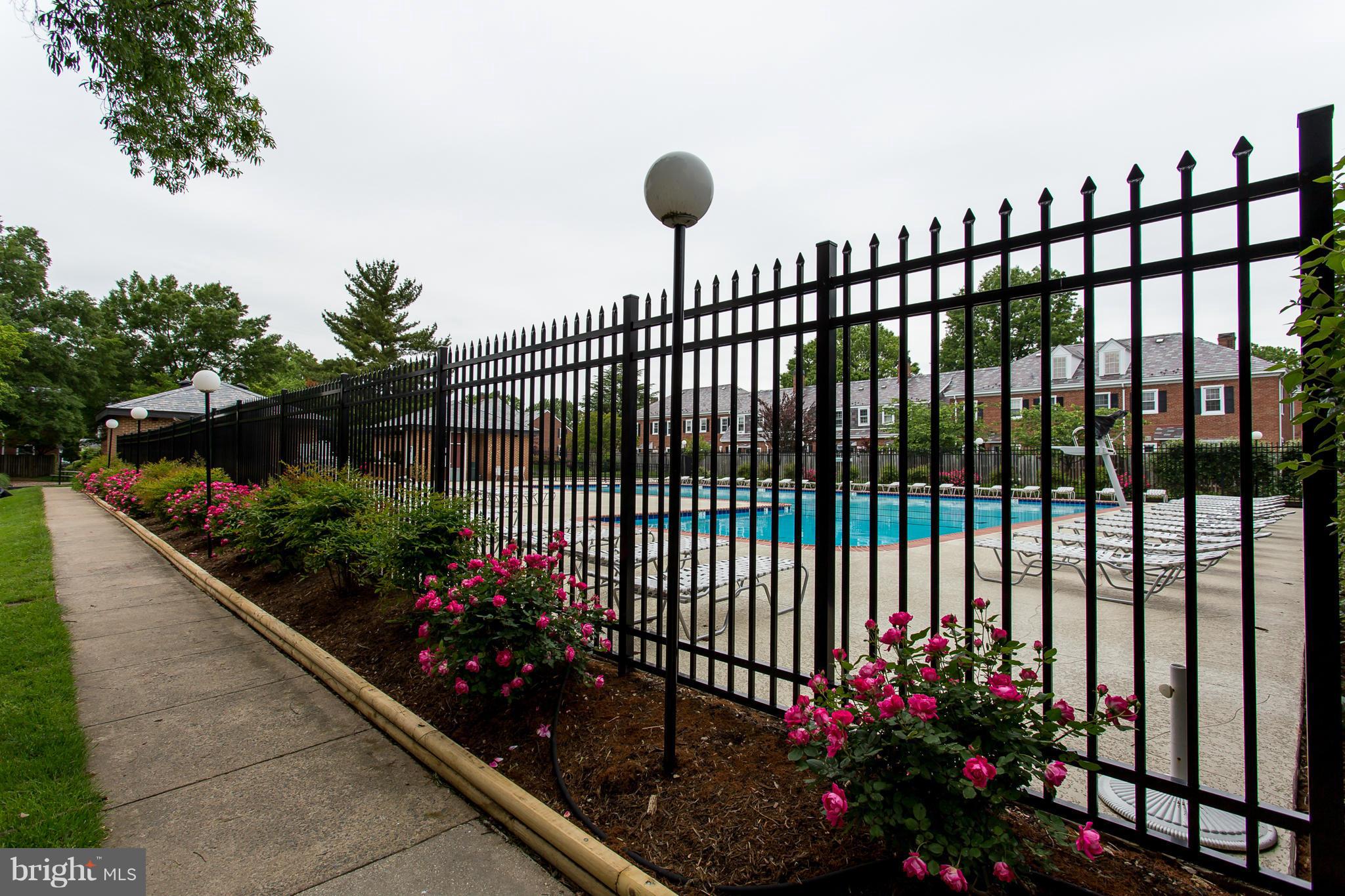 FAIRLINGTON MEWS - Residential