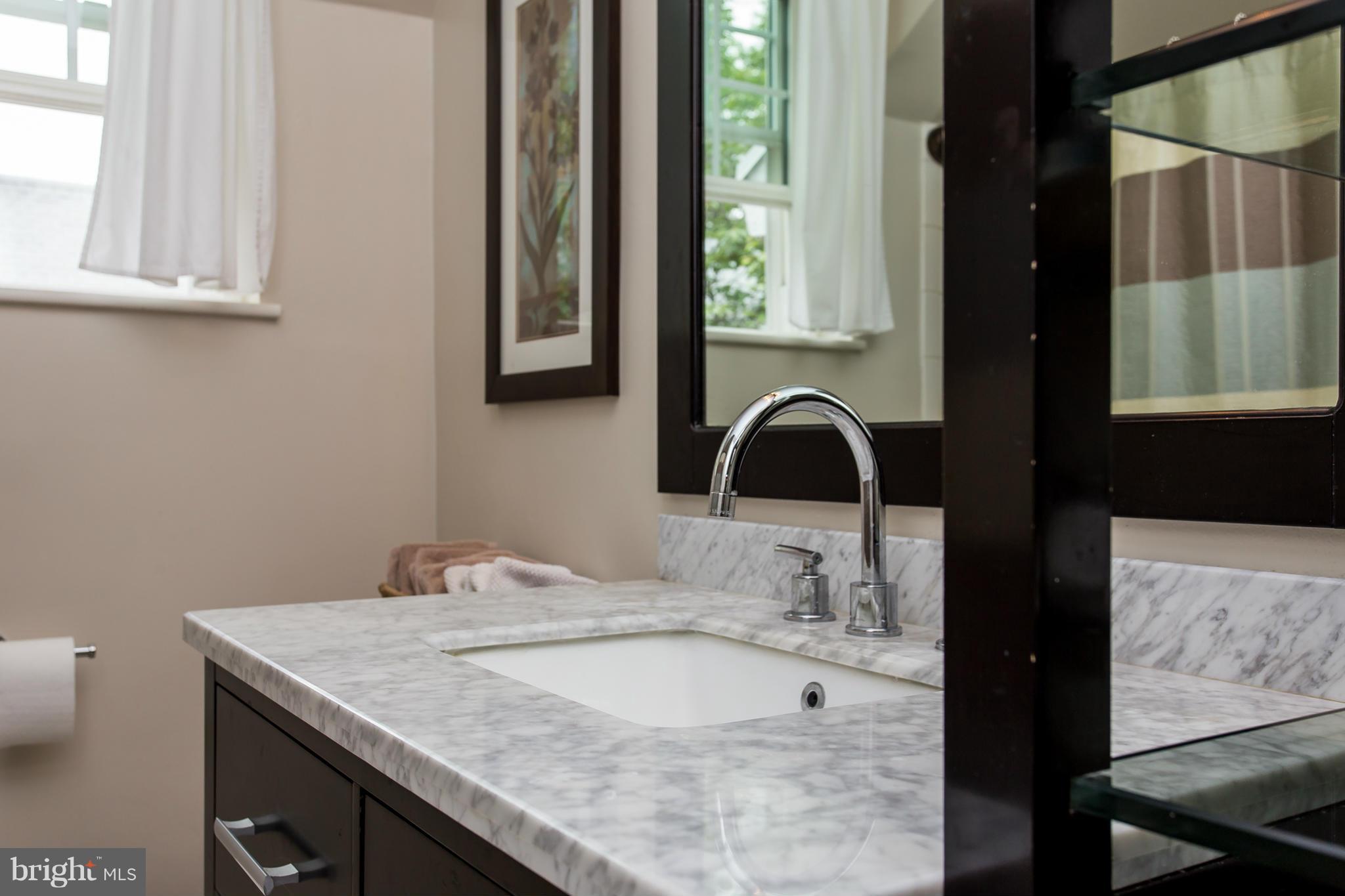 FAIRLINGTON MEWS - Residential