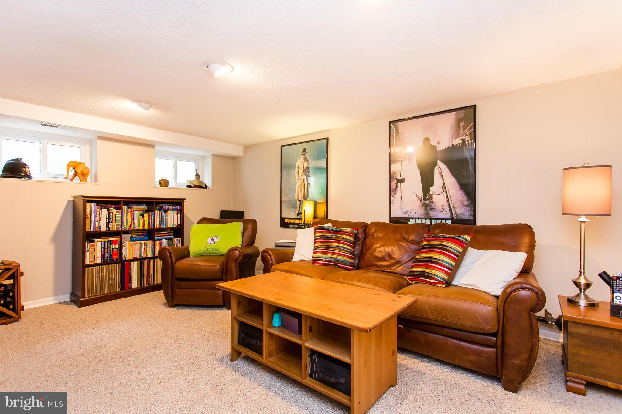 FAIRLINGTON MEWS - Residential