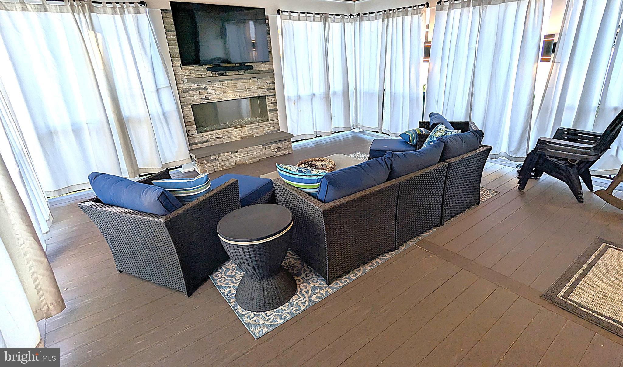 HUDSON QUARTER - Residential